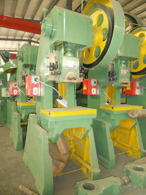 淄博圣川機床制造 JB23-12T 普通型可傾壓力機產品詳解與圖片展示